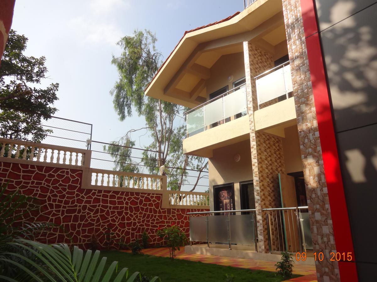 Malhar Bungalow Panchgani Luaran gambar