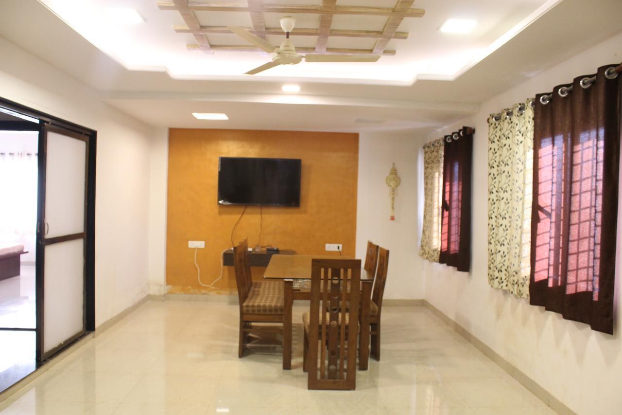 Malhar Bungalow Panchgani Luaran gambar