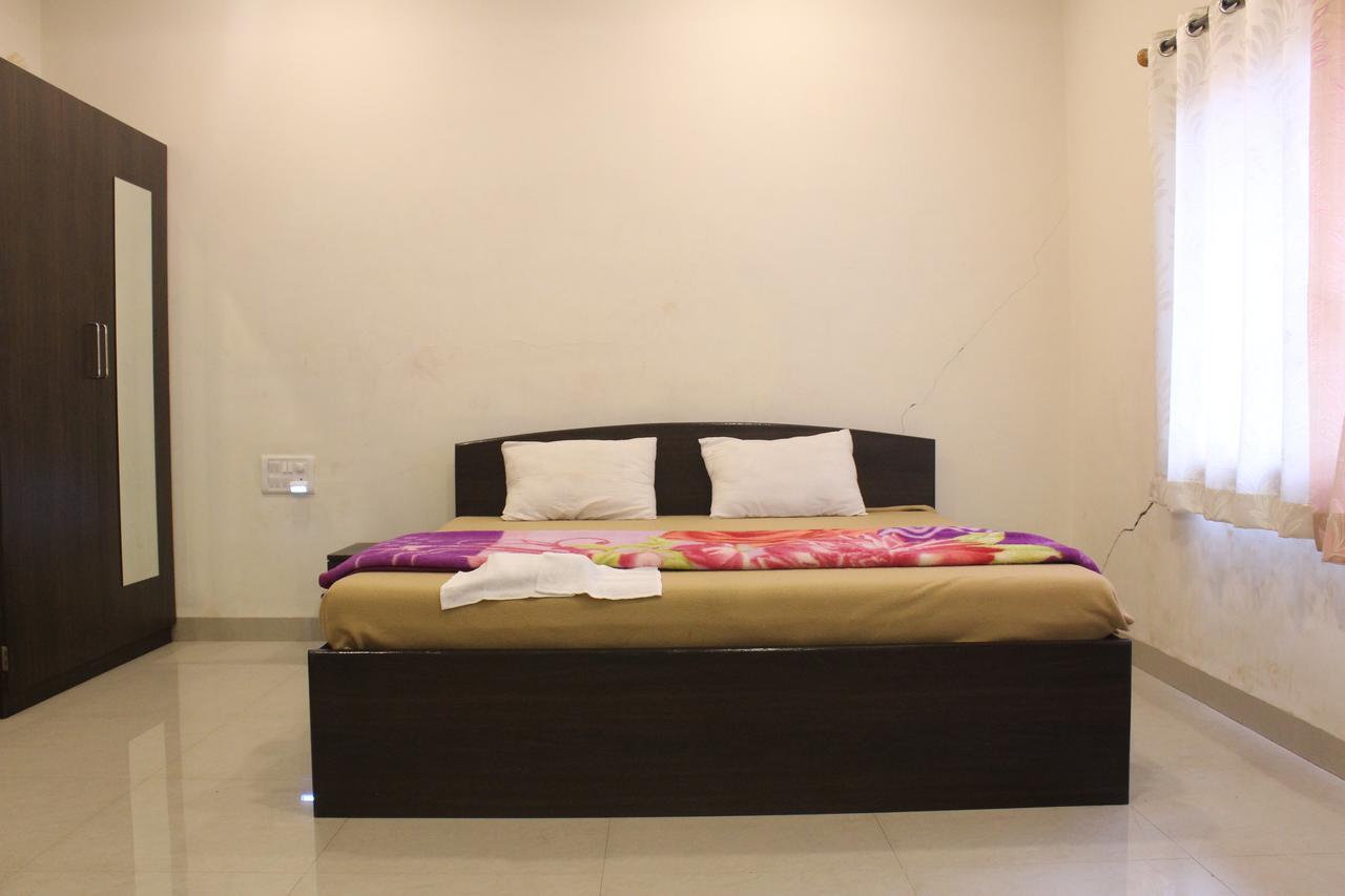 Malhar Bungalow Panchgani Luaran gambar