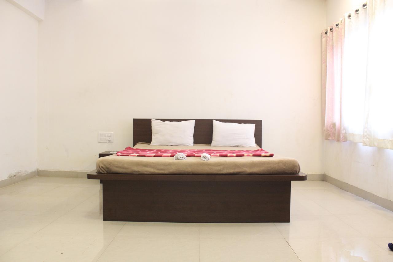 Malhar Bungalow Panchgani Luaran gambar
